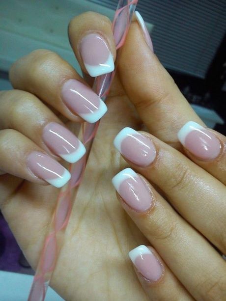 pretty-and-simple-nails-35_9 Unghii frumoase și simple