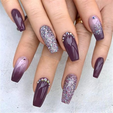 purple-nail-designs-with-glitter-52_7 Modele de unghii violet cu sclipici