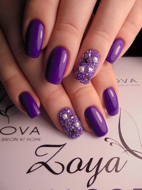 purple-nail-designs-with-rhinestones-01_7 Modele de unghii violet cu pietre