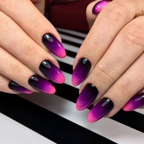 purple-ombre-nail-designs-78_16 Modele de unghii Ombre violet