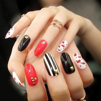red-and-black-nail-paint-design-70_12 Roșu și negru de design vopsea de unghii