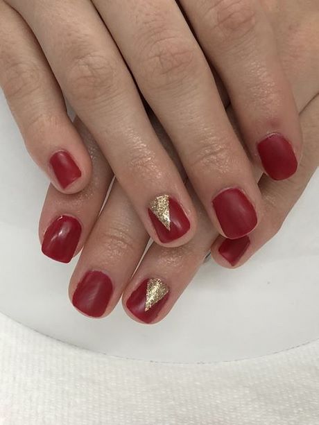red-and-gold-gel-nail-designs-42_7 Modele de unghii cu gel roșu și auriu