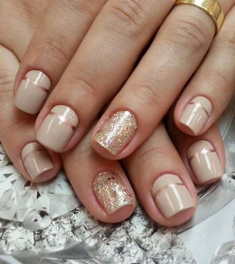rose-gold-gel-nail-designs-80_6 Modele de unghii cu gel de aur roz