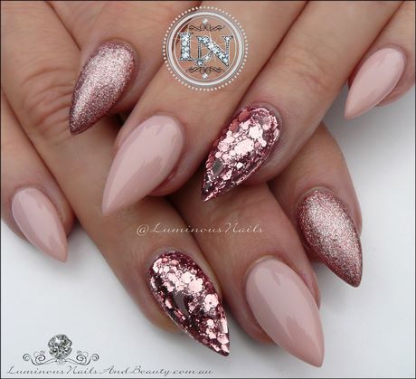 rose-gold-glitter-nail-designs-39_3 Modele de unghii cu sclipici de aur roz