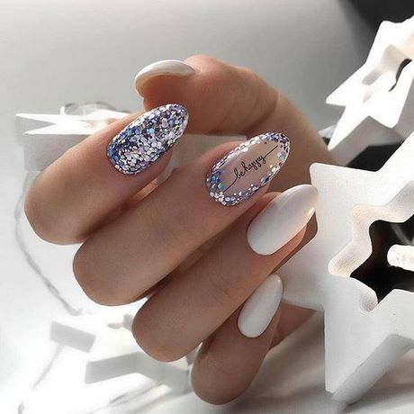 simple-but-classy-nail-designs-86_15 Modele de unghii Simple, dar clasice