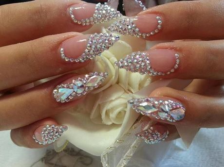 stiletto-nail-designs-with-rhinestones-58_3 Modele de unghii Stiletto cu pietre