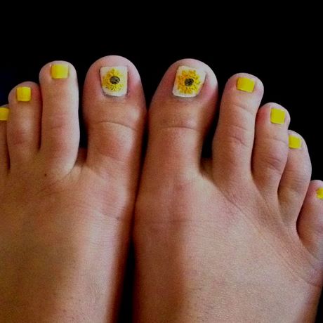 sunflower-toe-nail-design-84_2 Floarea-soarelui deget de la picior de design de unghii