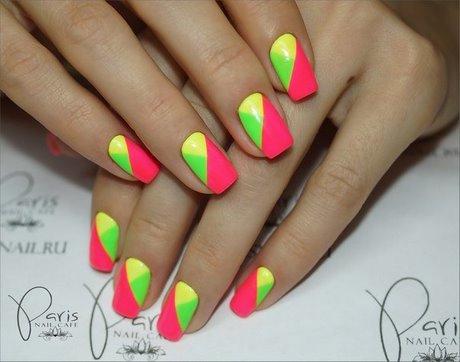 three-color-nail-design-45_19 Design de unghii în trei culori