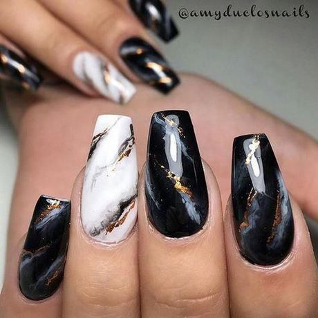 white-and-black-marble-nails-77_5 Cuie de marmură albă și neagră