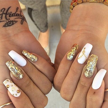 white-and-gold-nails-pinterest-67_7 Unghii albe și aurii pinterest