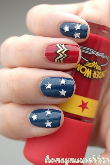 wonder-woman-nail-designs-86_8 Modele de unghii Wonder woman