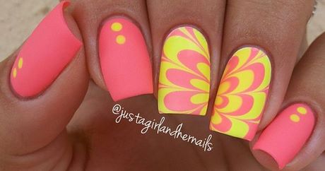 yellow-and-pink-nail-designs-40_13 Modele de unghii galbene și roz