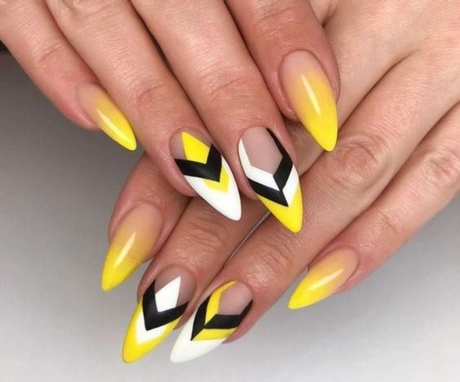 yellow-nail-art-designs-46_6 Modele de unghii galbene