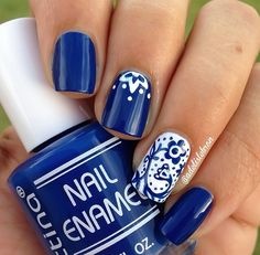 blue-floral-nails-98_8 Unghii florale albastre
