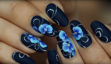 blue-flower-nails-03_15 Unghii de flori albastre