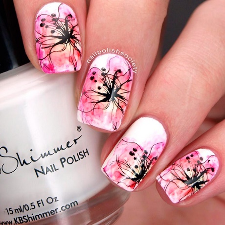 cute-flower-nail-designs-32_15 Modele drăguțe de unghii cu flori