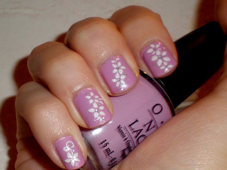 easy-flower-designs-for-nails-54 Modele ușoare de flori pentru unghii