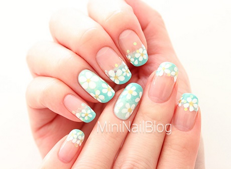 flower-nailart-17_8 Floare nailart