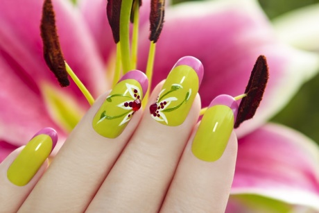 flowery-nails-01_9 Unghii cu flori