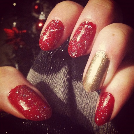 gold-christmas-nails-00_13 Aur cuie de Crăciun