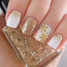 gold-christmas-nails-00_3 Aur cuie de Crăciun