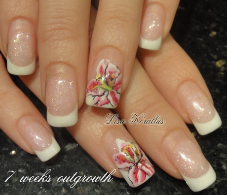 lily-flower-nail-art-07_15 Crin floare nail art