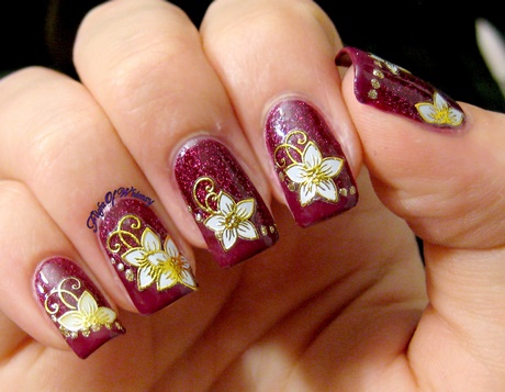 lily-flower-nail-art-07_3 Crin floare nail art