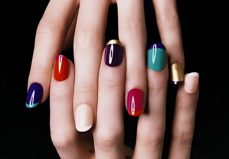 multi-colored-french-manicure-96_17 Manichiură franceză multicoloră