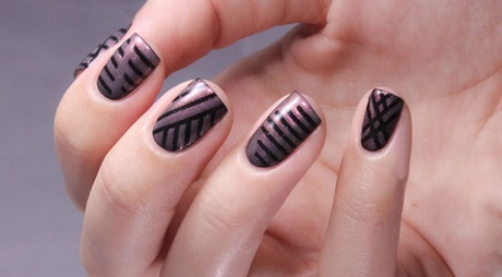 nail-designs-with-lines-51_8 Modele de unghii cu linii