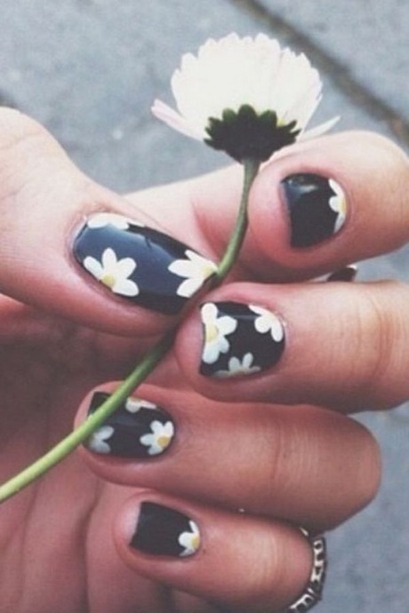 nail-flower-design-easy-48_14 Design floare de unghii ușor