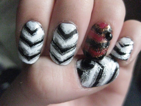 nail-polish-pattern-ideas-14_15 Idei de model de lac de unghii