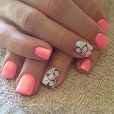 nails-with-flower-design-48_9 Cuie cu design de flori
