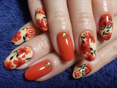 orange-flower-nail-art-64_6 Arta unghiilor cu flori portocalii