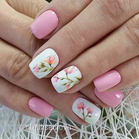 pink-flower-nail-designs-62_5 Modele de unghii cu flori roz