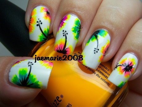 tropical-flower-nail-designs-45_3 Modele de unghii cu flori tropicale