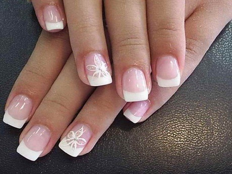 white-flower-nail-art-25_12 Arta unghiilor cu flori albe