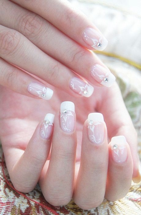 white-flower-nails-89_5 Unghii de flori albe