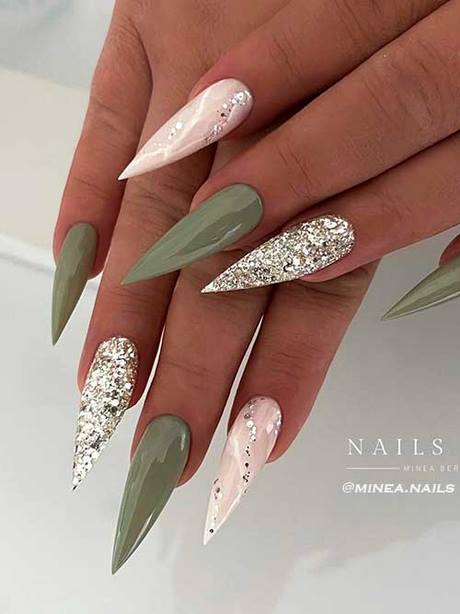 best-nails-2023-44_19 Cele mai bune unghii 2023