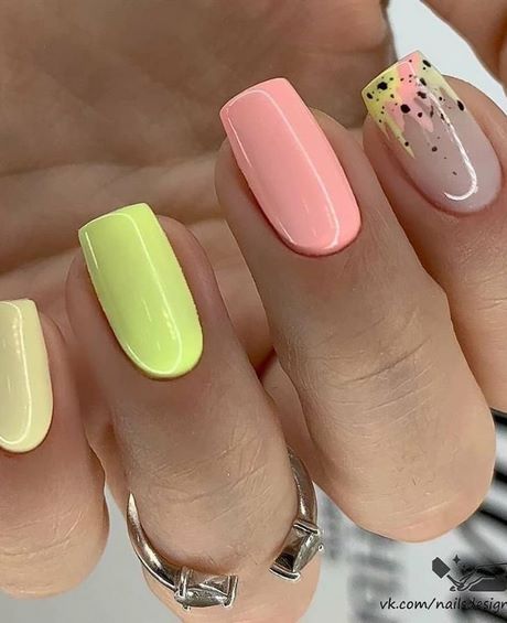 latest-trends-in-nails-2023-55_11 Ultimele tendințe în unghii 2023