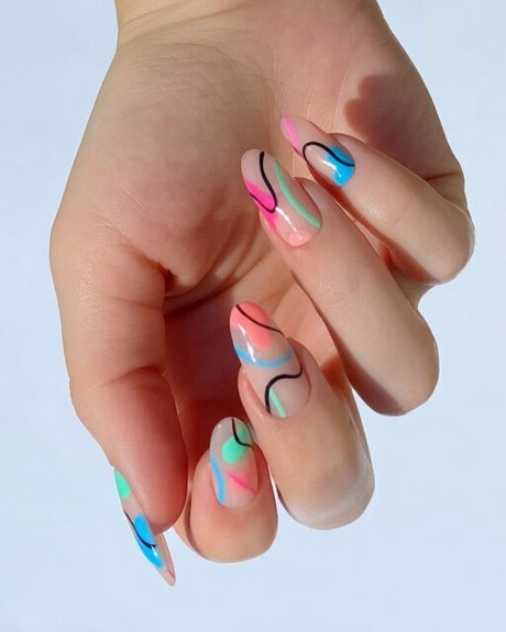 nail-polish-trends-spring-summer-2023-18 Tendințe de lac de unghii primăvara vară 2023