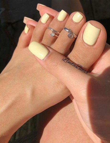 toe-nail-colours-spring-2023-40_4 Culorile unghiilor de la picioare primăvara 2023