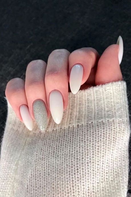 trendy-nail-colors-winter-2023-83_12 Culori la modă pentru unghii iarna 2023