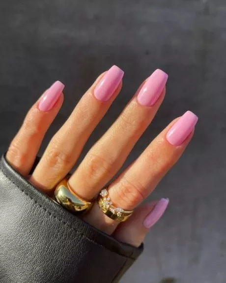 acrylic-light-pink-nails-70_7-16 Unghii acrilice roz deschis