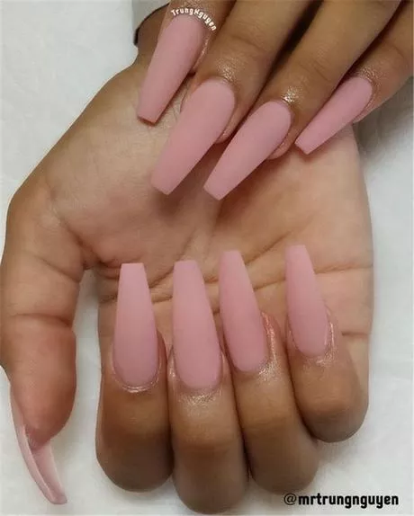 acrylic-nail-ideas-pink-53_9-16 Idei de unghii acrilice roz