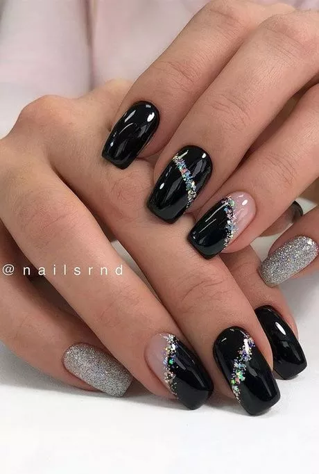 black-and-silver-nails-for-prom-49_7-15 Unghii negre și argintii pentru bal