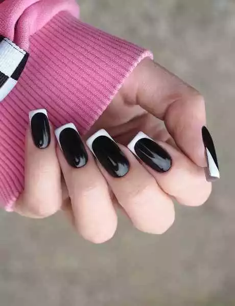 black-and-white-long-nail-designs-03_2-10 Modele de unghii lungi Alb-negru