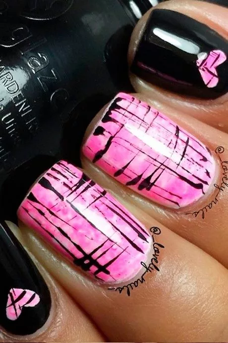 black-white-pink-nails-16_15-9 Negru alb unghii roz