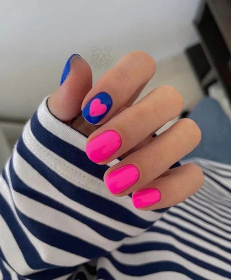 blue-and-pink-nail-ideas-04_10-4 Idei de unghii albastre și roz