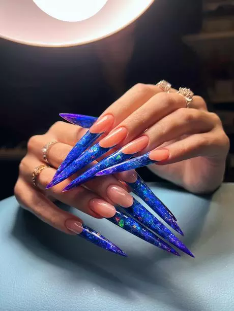 blue-long-nails-33-1 Unghii lungi albastre
