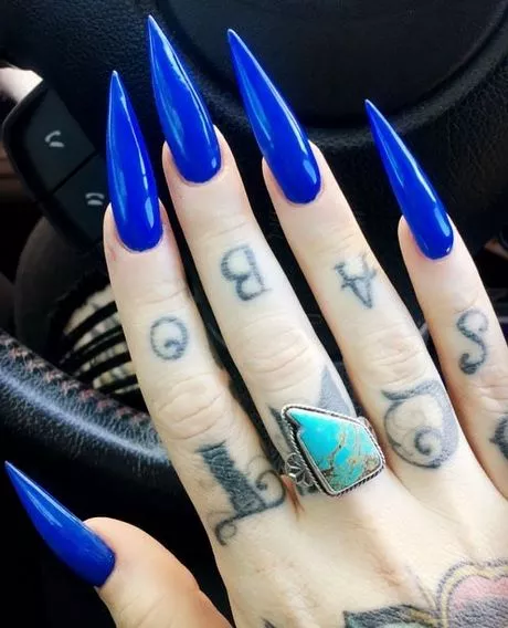 blue-long-nails-33_10-2 Unghii lungi albastre